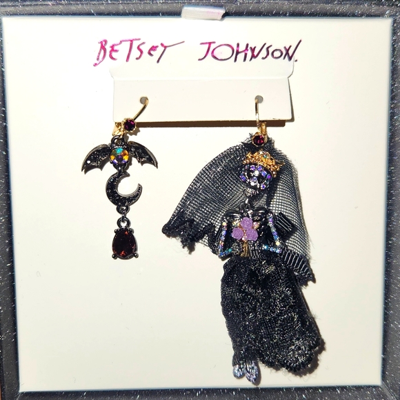 Betsey Johnson Jewelry - Betsey Johnson spooky bride earrings